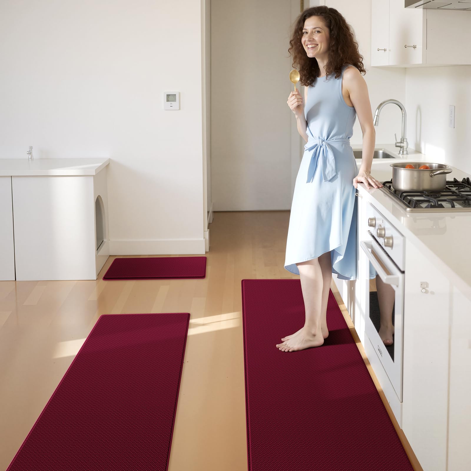 KitchenClouds ensemble de tapis dans une cuisine illustrant protection du sol