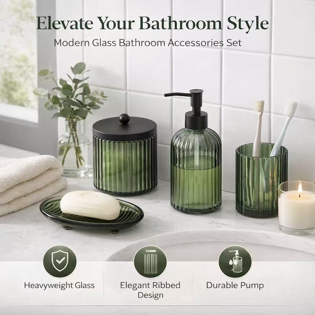 KMwares gros plan du motif pressé en verre montrant texture décorative