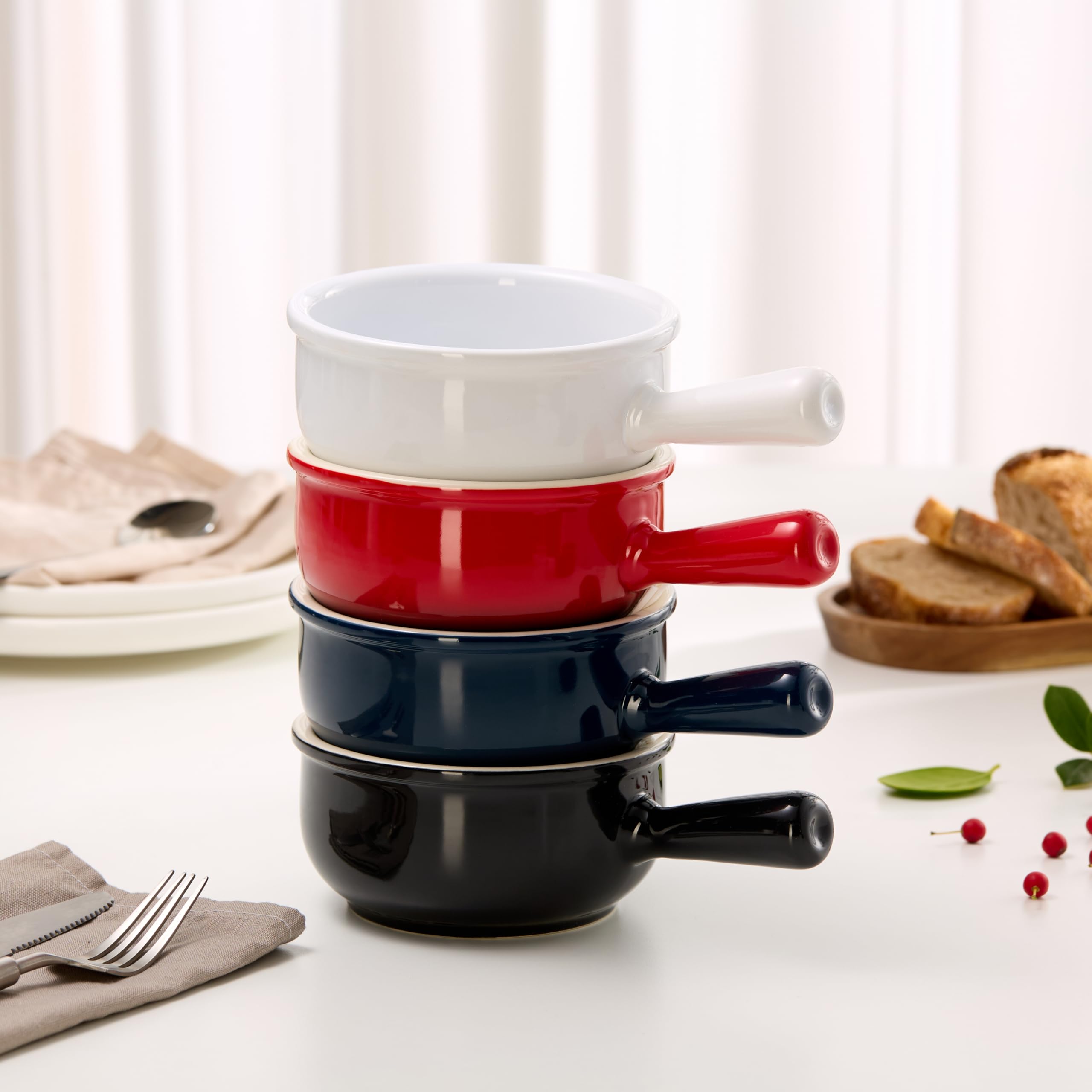 KooK comparaison taille avec cuillère montrant capacité 15 oz pratique