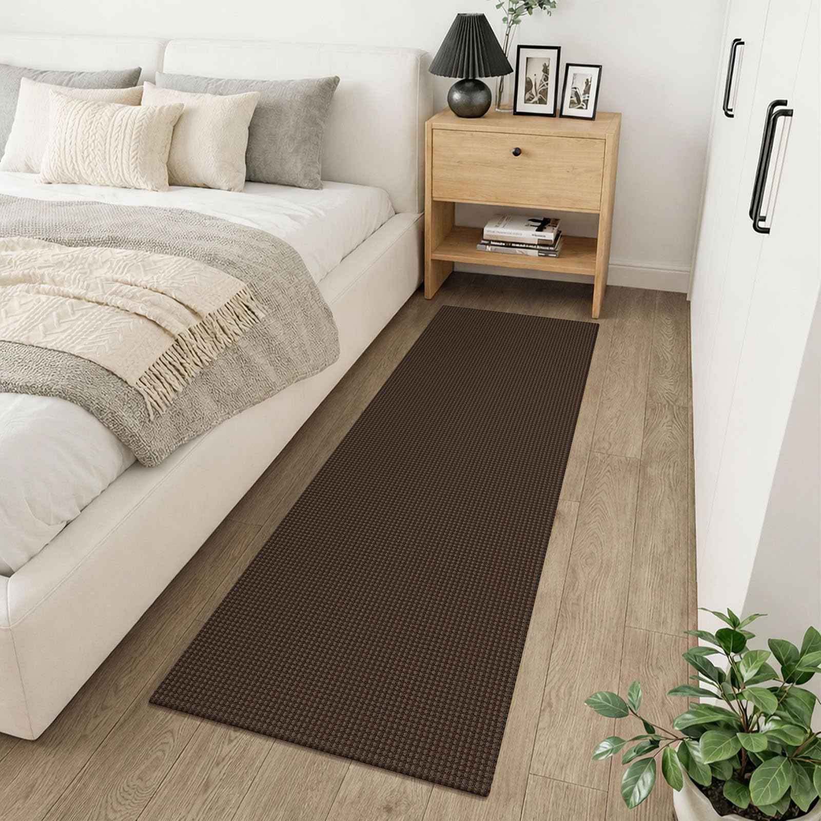 KOZYFLY tapis en machine montrant étiquette et lavage délicat recommandé
