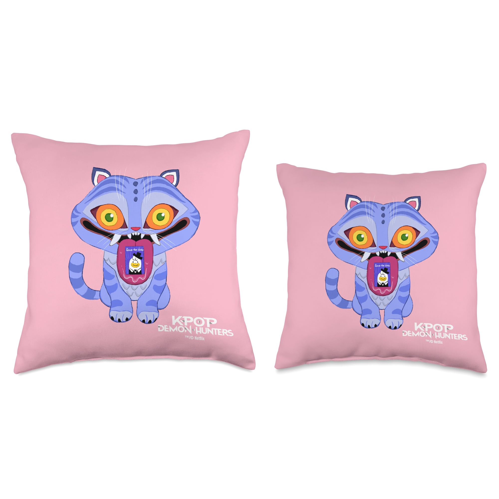 Kpop Demon Hunters coussin posé sur canapé, ajoute confort et décoration K-pop