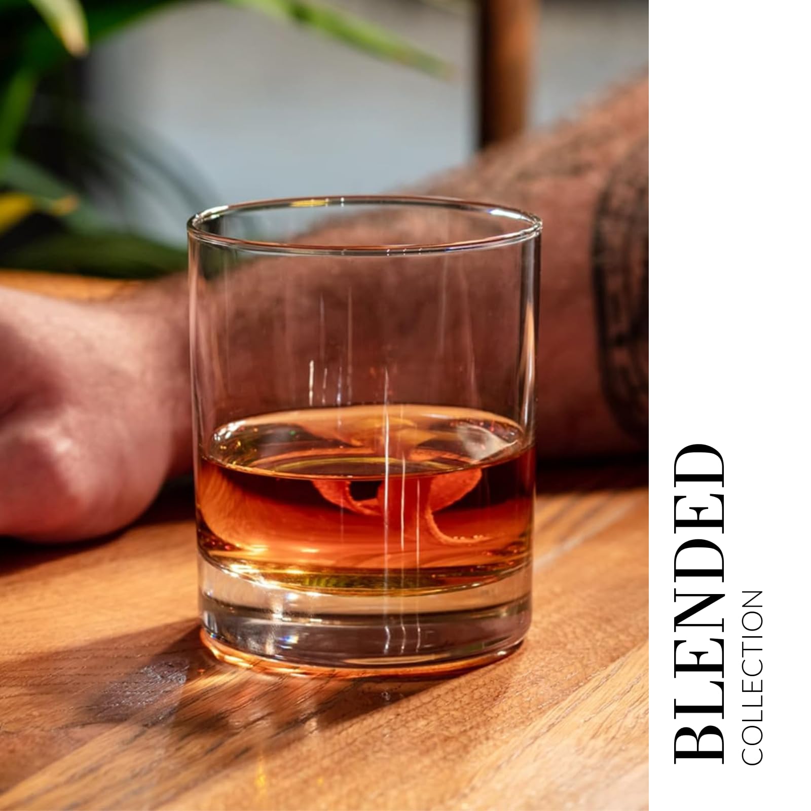 Krosno verre rempli illustrant la capacité utile de 300 ml