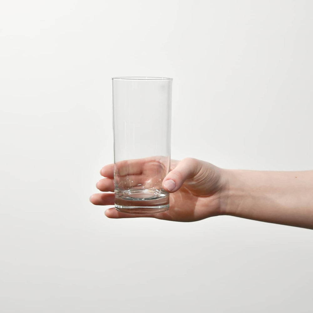 Krosno verres en usage avec boisson claire, facilite service