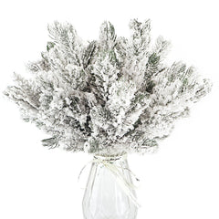 Kunjocy branches intégrées à une couronne pour un style festif soigné