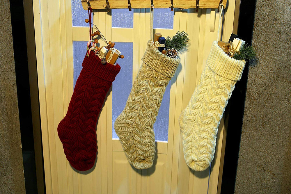 Kunyida chaussettes en situation salon décor festif chaleureux
