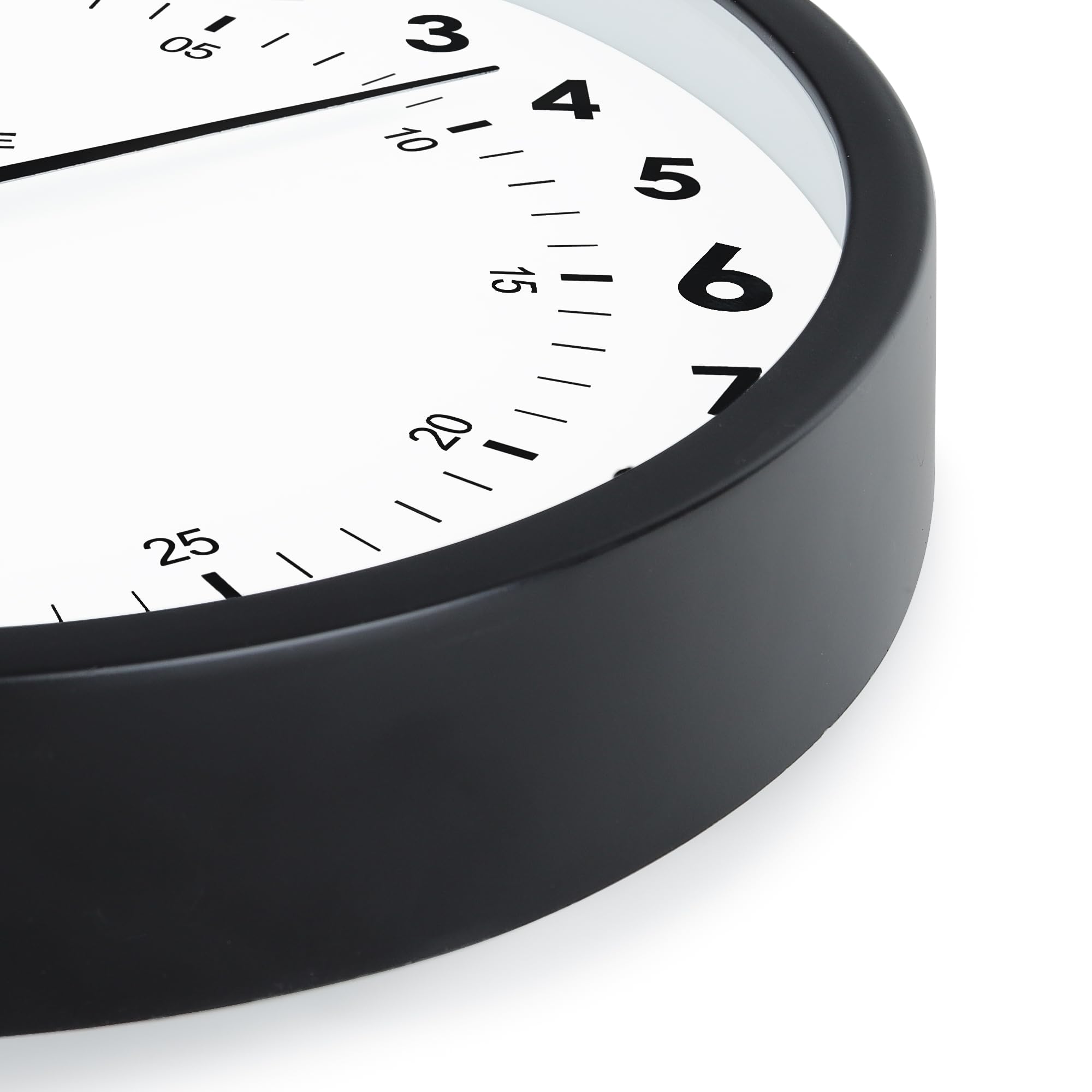 Lafocuse comparaison avec règle, montre l'échelle exacte de 30 cm