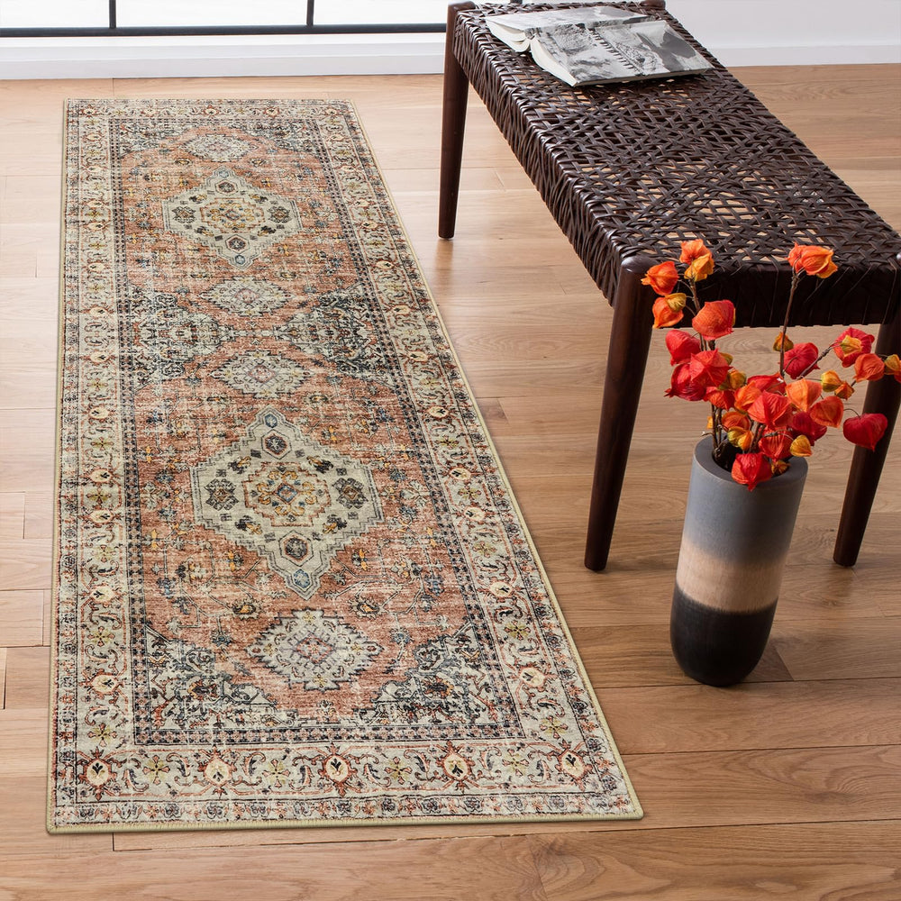 Lahome runner face avant montrant le motif oriental et l'élégance