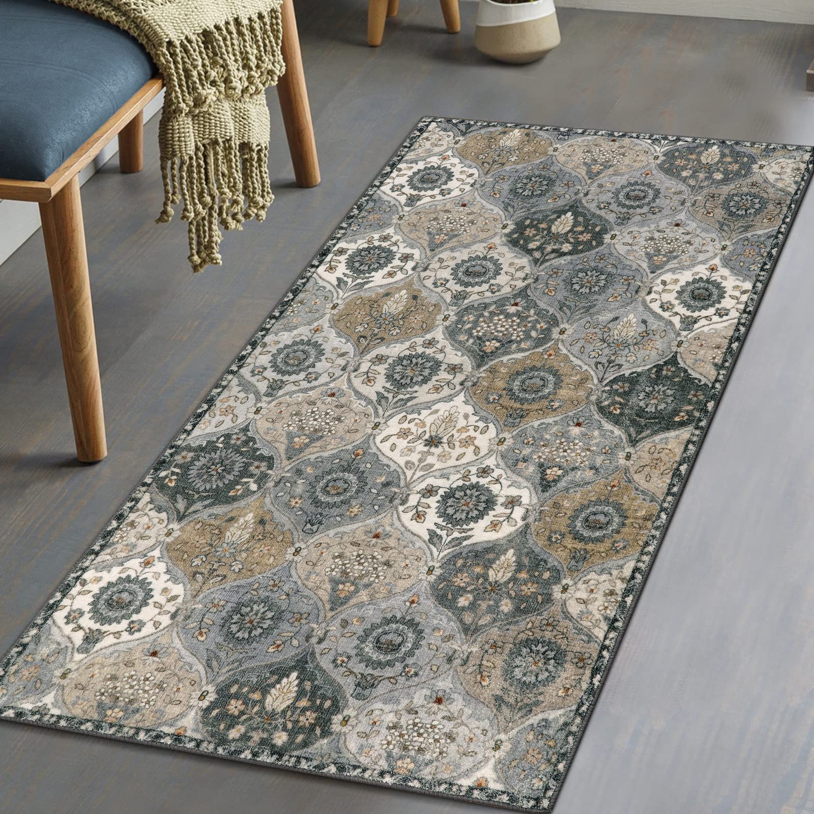 Lahome tapis marocain face avant montrant design vintage et apport chaleureux