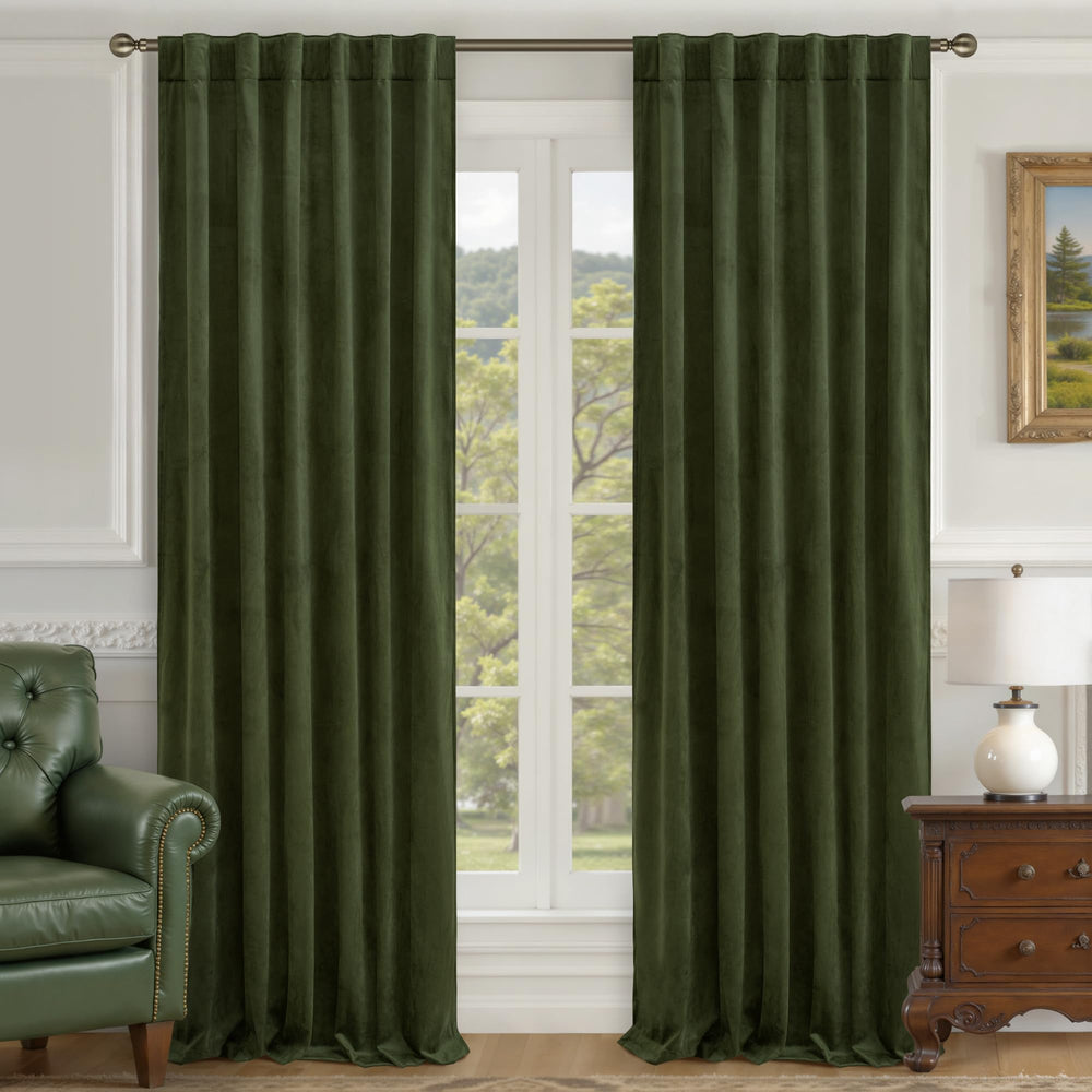 LAMIT rideaux velours olive devant l'emballage, présentation soignée et premium