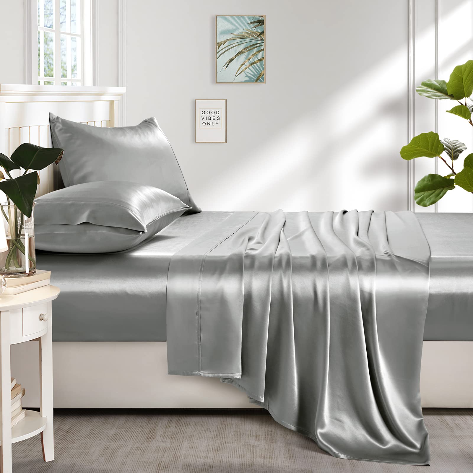 Lanest Housing draps posés sur lit twin montrant ajustement et taille