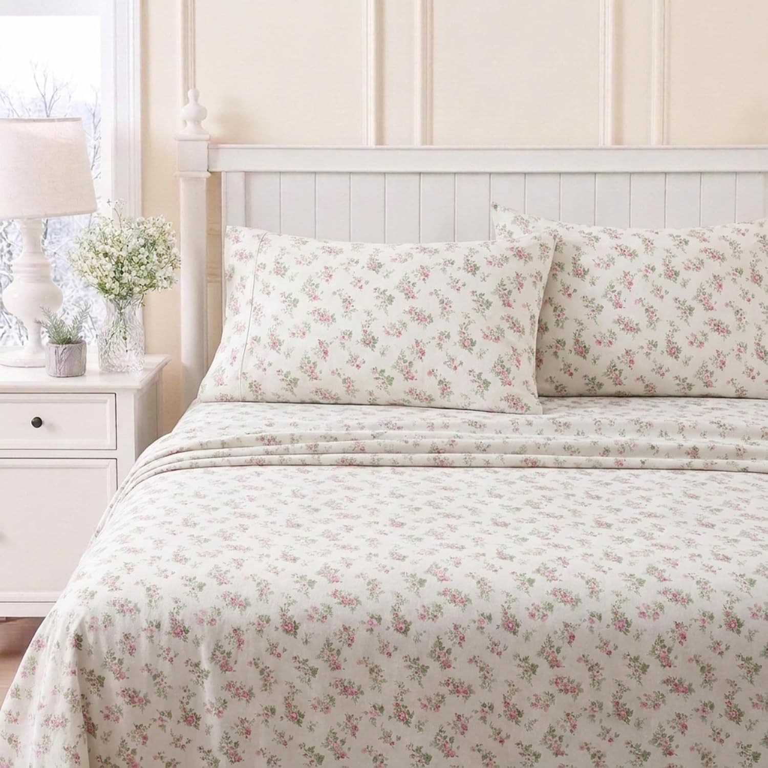 Laura Ashley gros plan sur la texture de la flanelle soulignant la douceur