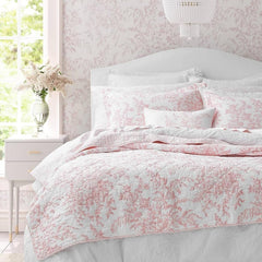 Laura Ashley couette face montrant le motif floral et confort visuel