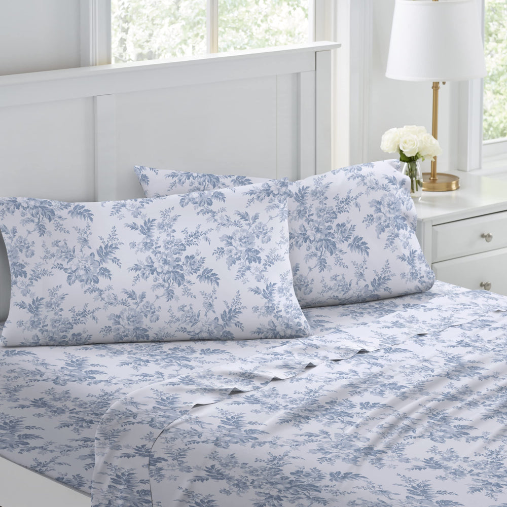 Laura Ashley devant de la parure présentant la coupe et le style pour une chambre raffinée