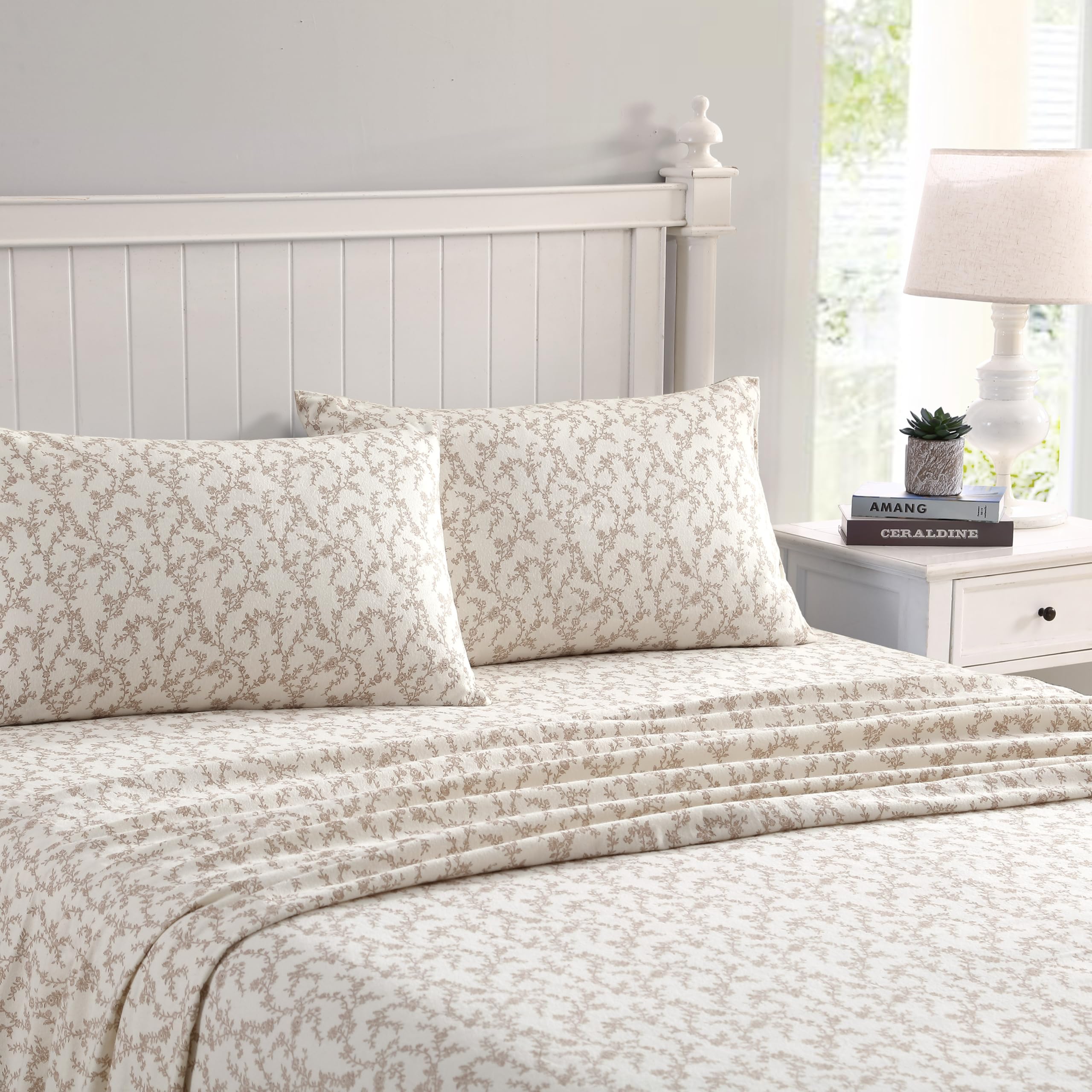 Laura Ashley gros plan texture flanelle douce, sensation confortable
