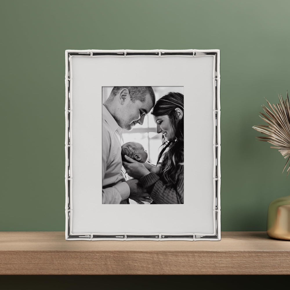 Lawrence Frames passe-partout blanc 5x7 valorisant la photo
