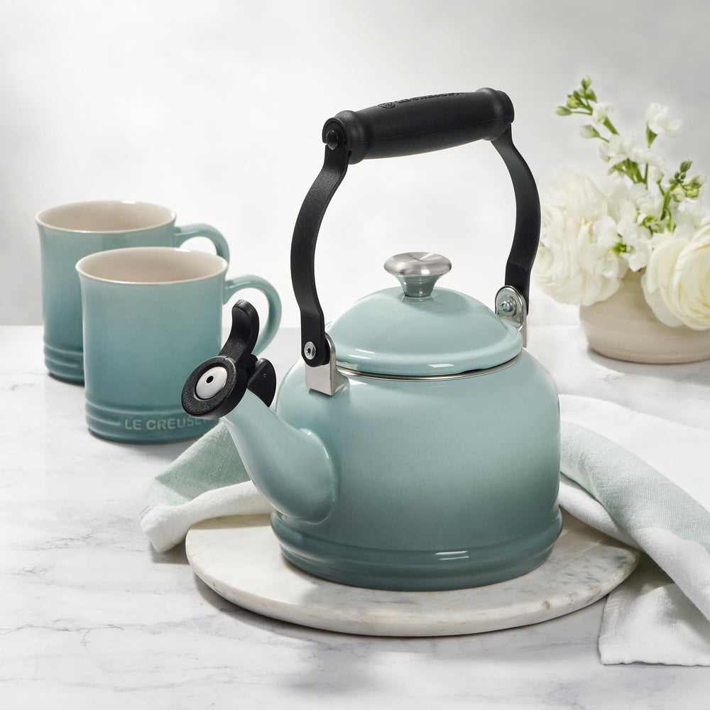 Le Creuset bouilloire marquage intérieur, remplissage précis et sûr