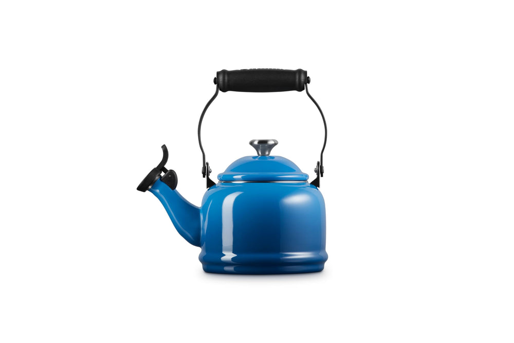 Le Creuset bouilloire Demi gros plan émail, finition résistante et brillante