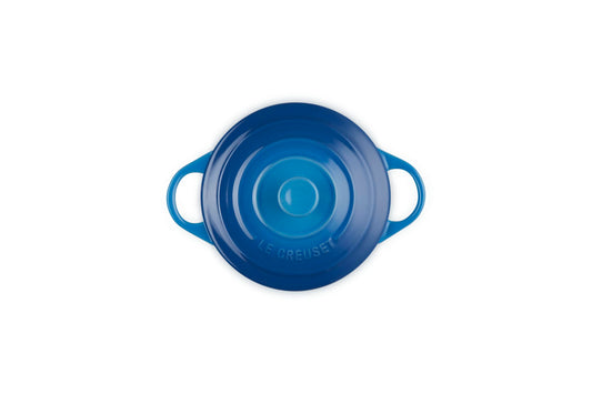 Le Creuset cocotte mini avec couvercle illustrant conservation et présentation