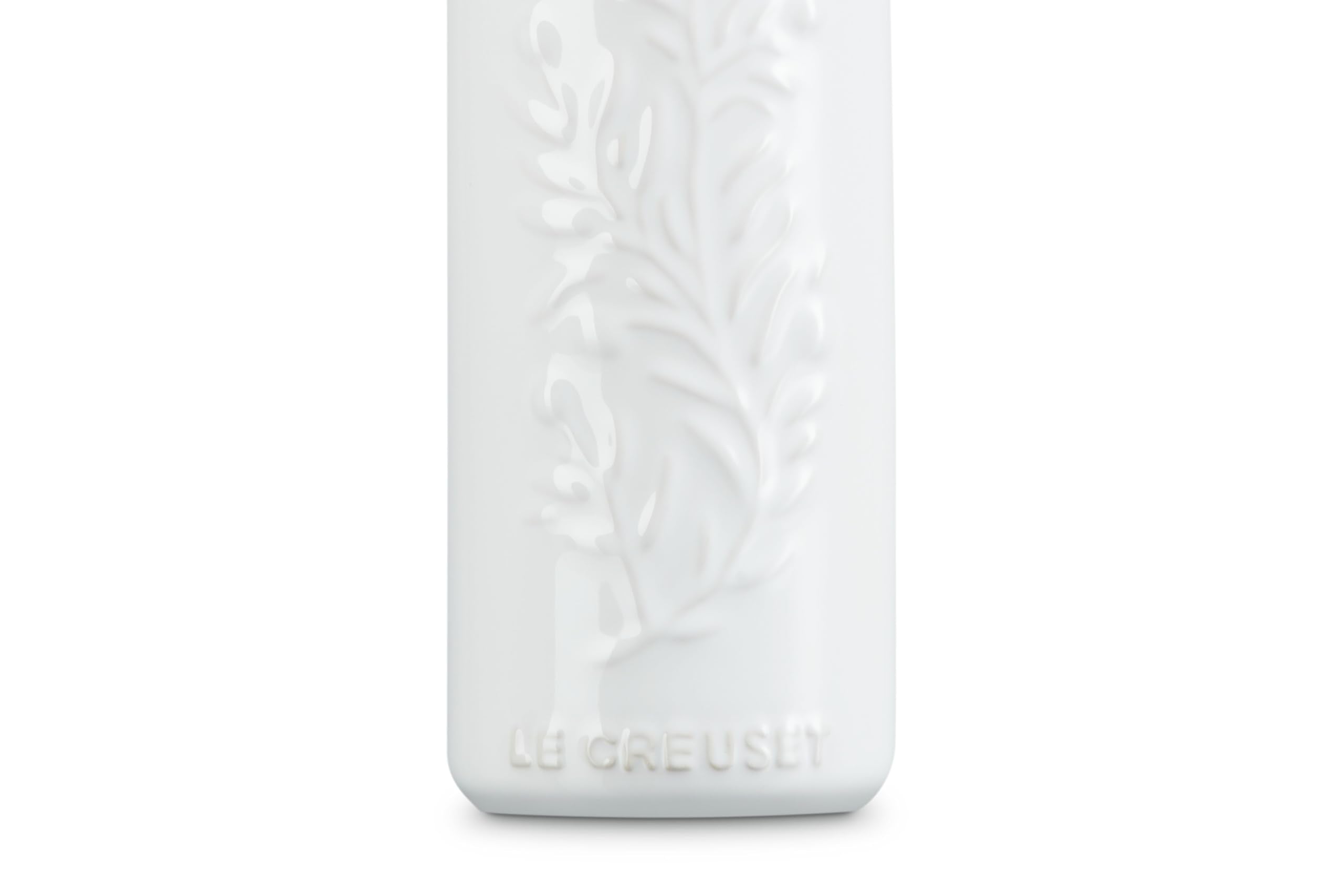 Le Creuset bec inox anti-goutte visible, contrôle précis du versement