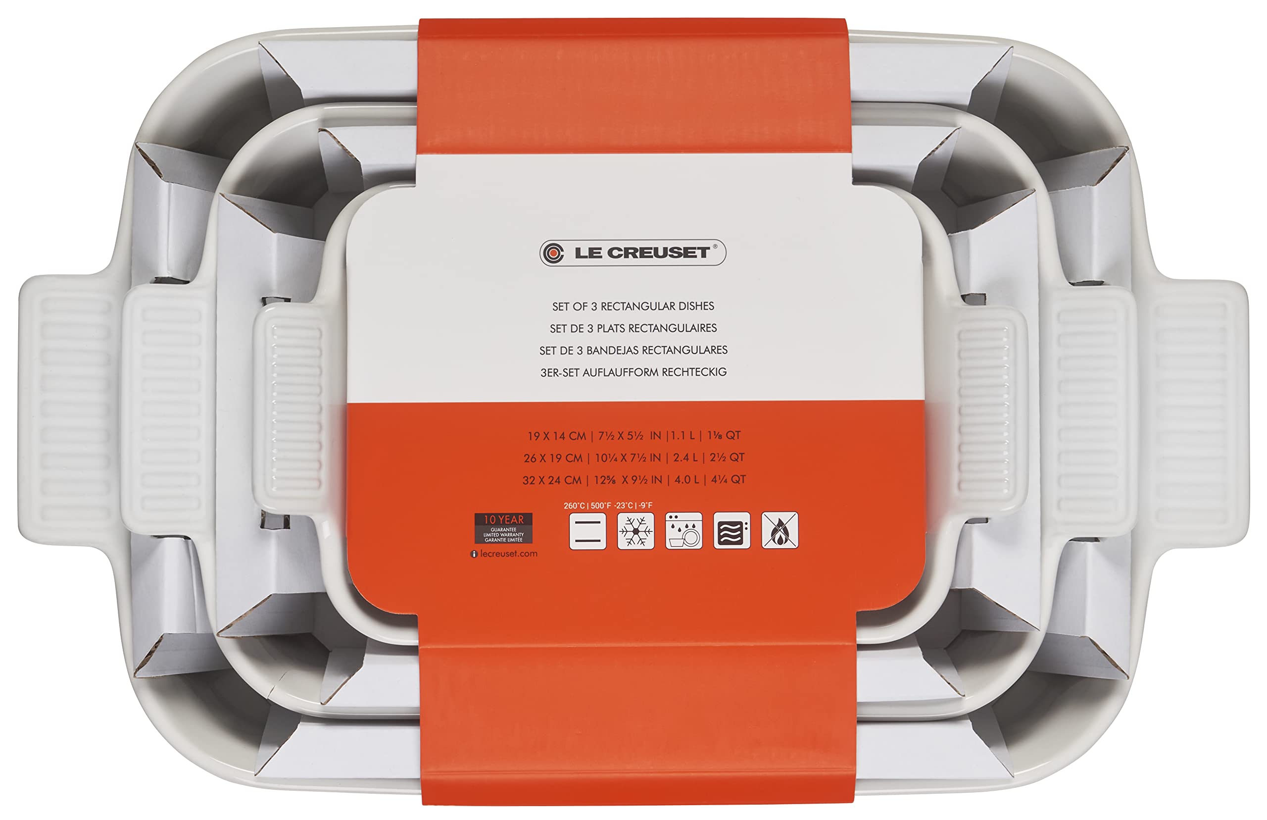 Le Creuset comparaison de taille avec une main montrant les volumes 4 qt, 2,5 qt et 1,1 qt
