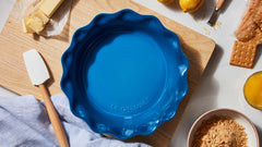 Le Creuset détail cannelure bord élégant facilitant le démoulage et belle finition