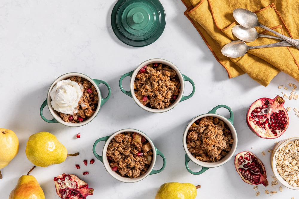 Le Creuset mini cocotte en usage gratin individuel montrant une finition dorée
