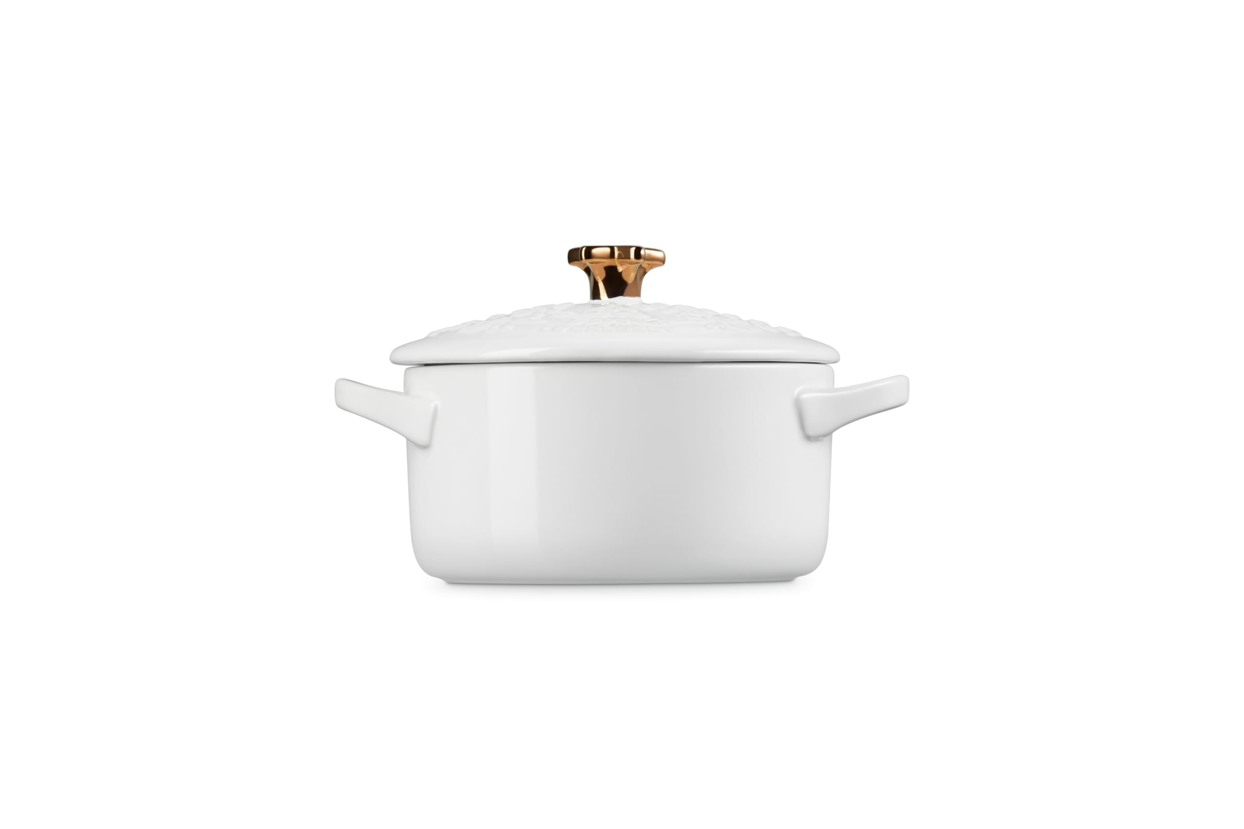 Le Creuset mini cocotte en main montrant échelle et portion