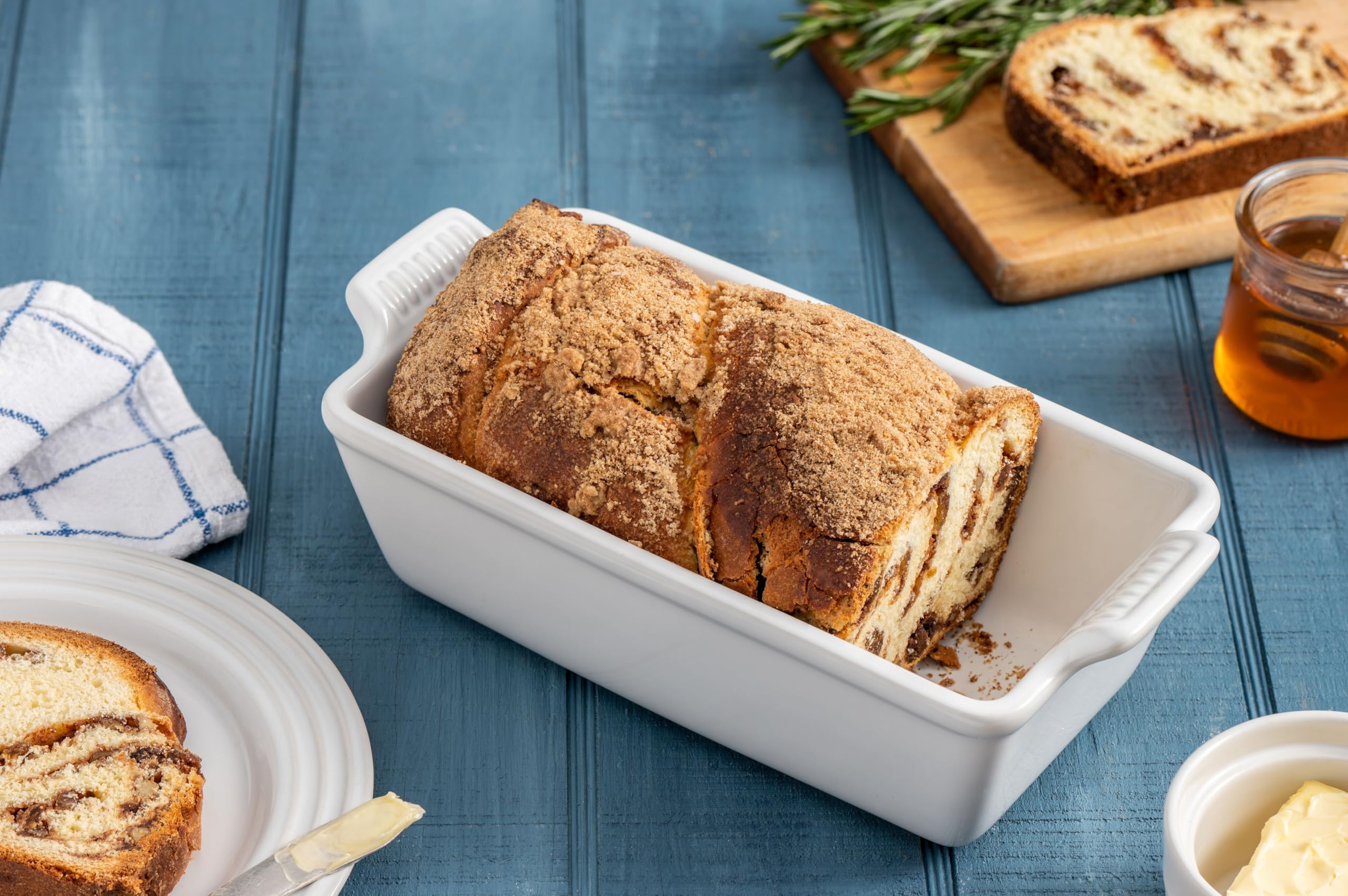 Le Creuset comparaison taille montrant proportions 9x5 pouces pour recettes
