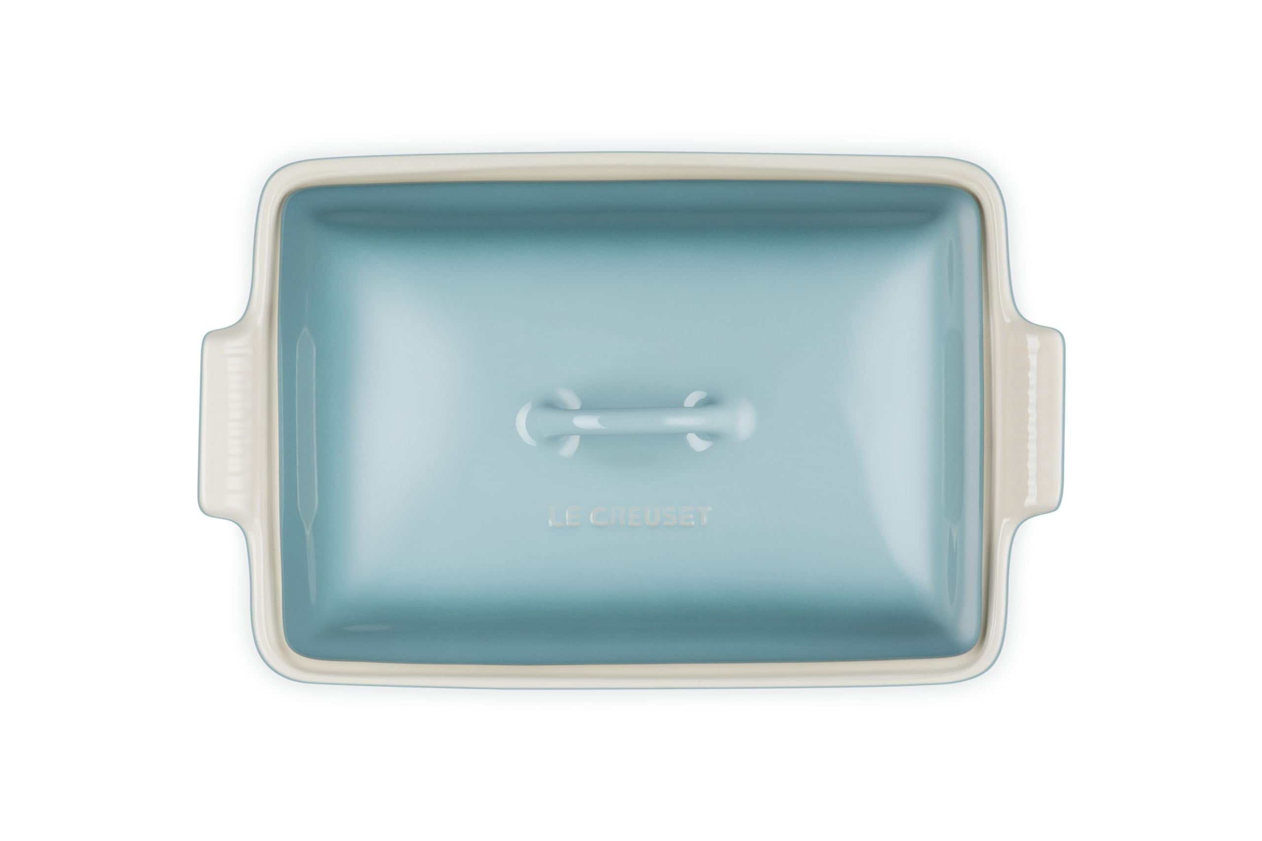 Le Creuset plat fermé avec couvercle prêt au transport, garde chaleur et humidité