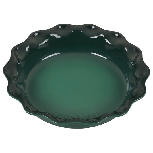 Le Creuset plat à tarte face avant artichaut, présentation élégante et cuisson uniforme