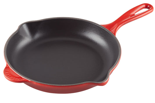 Le Creuset poêle Cerise face montrant la finition colorée et solidité