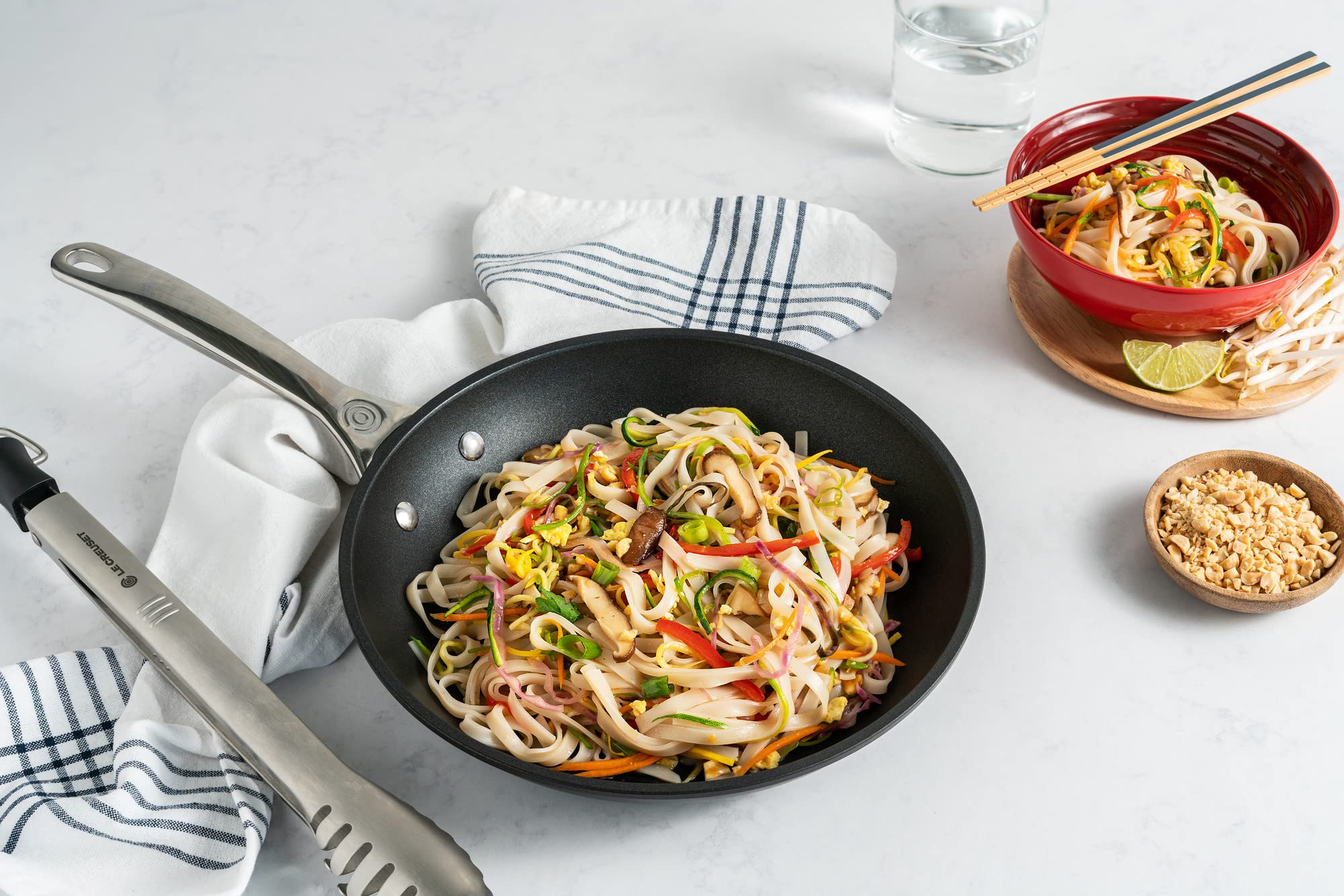Le Creuset poêle PRO comparaison taille montrant capacité 25 cm pratique