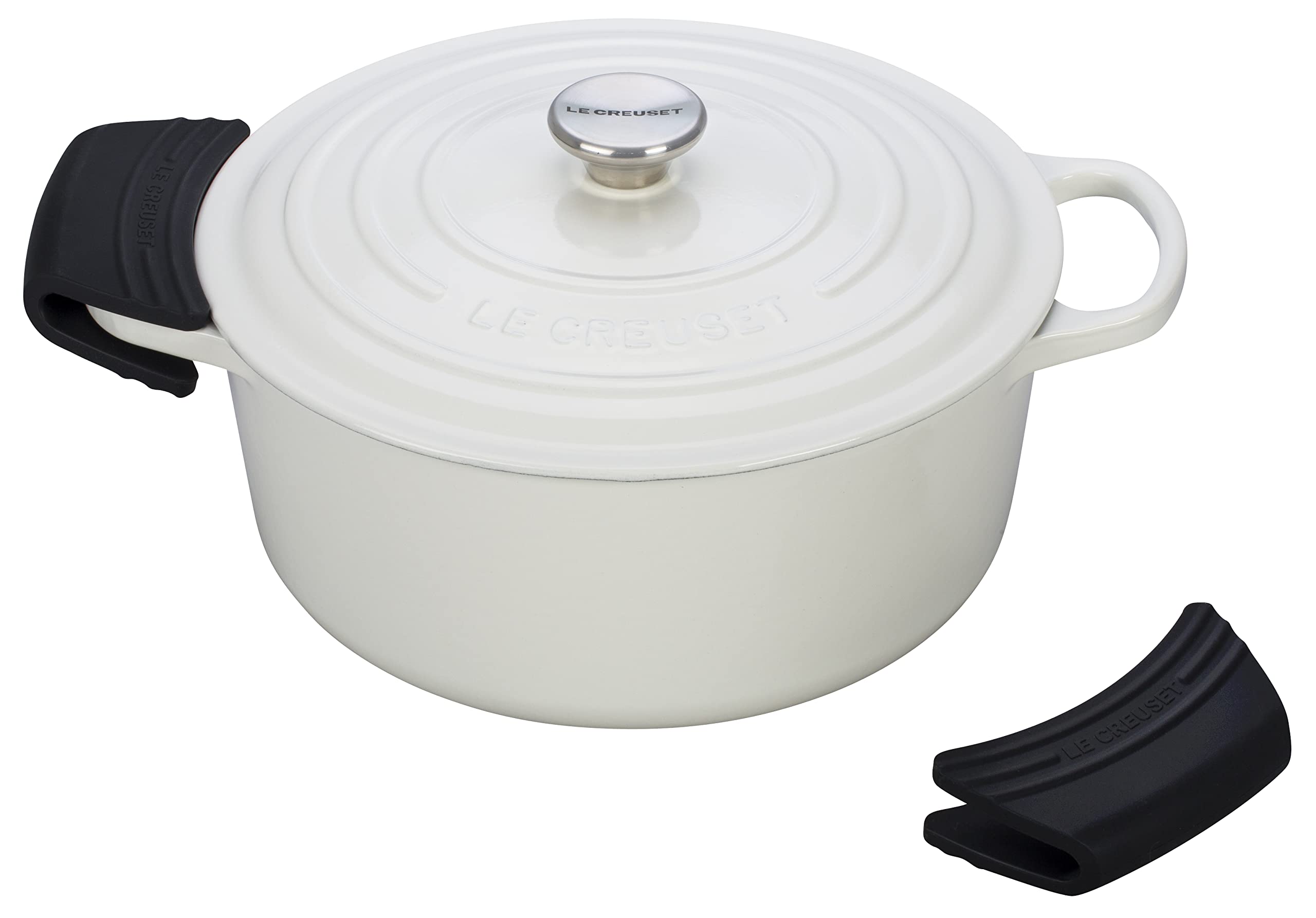 Le Creuset protège-poignées en usage sur cocotte pour manipuler chaudement