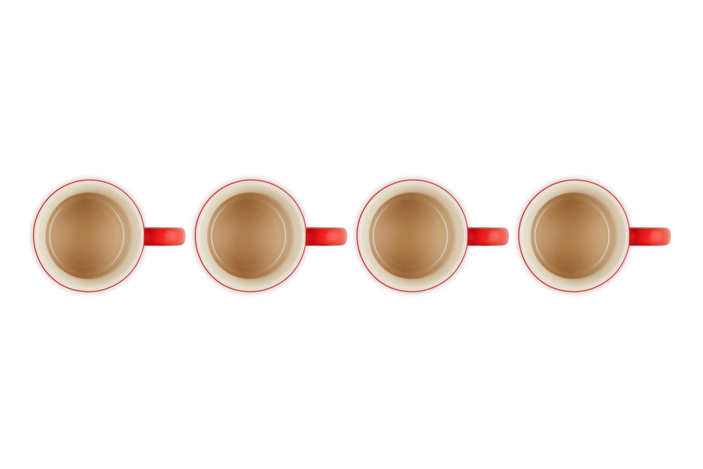Le Creuset ensemble de 4 mugs Cerise pratique pour recevoir