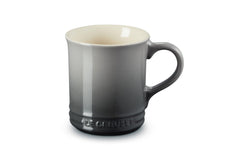 Le Creuset Vancouver Mug détail poignée offrant une prise confortable