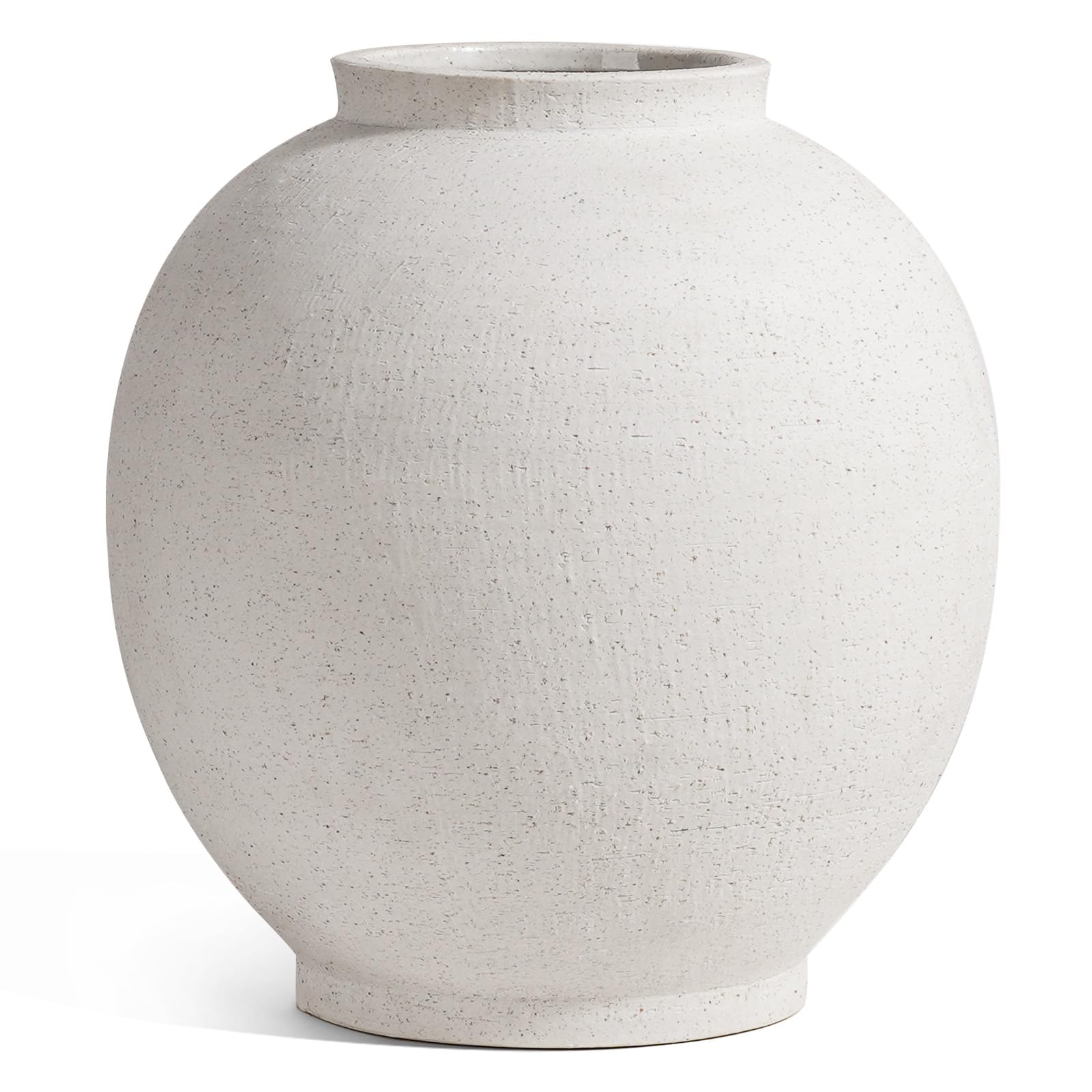 LE TAUCI GARDEN vase en scène salon ajoutant charme farmhouse et cohérence déco
