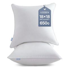 Leeden garnissage coussin de face montrant gonflant et style