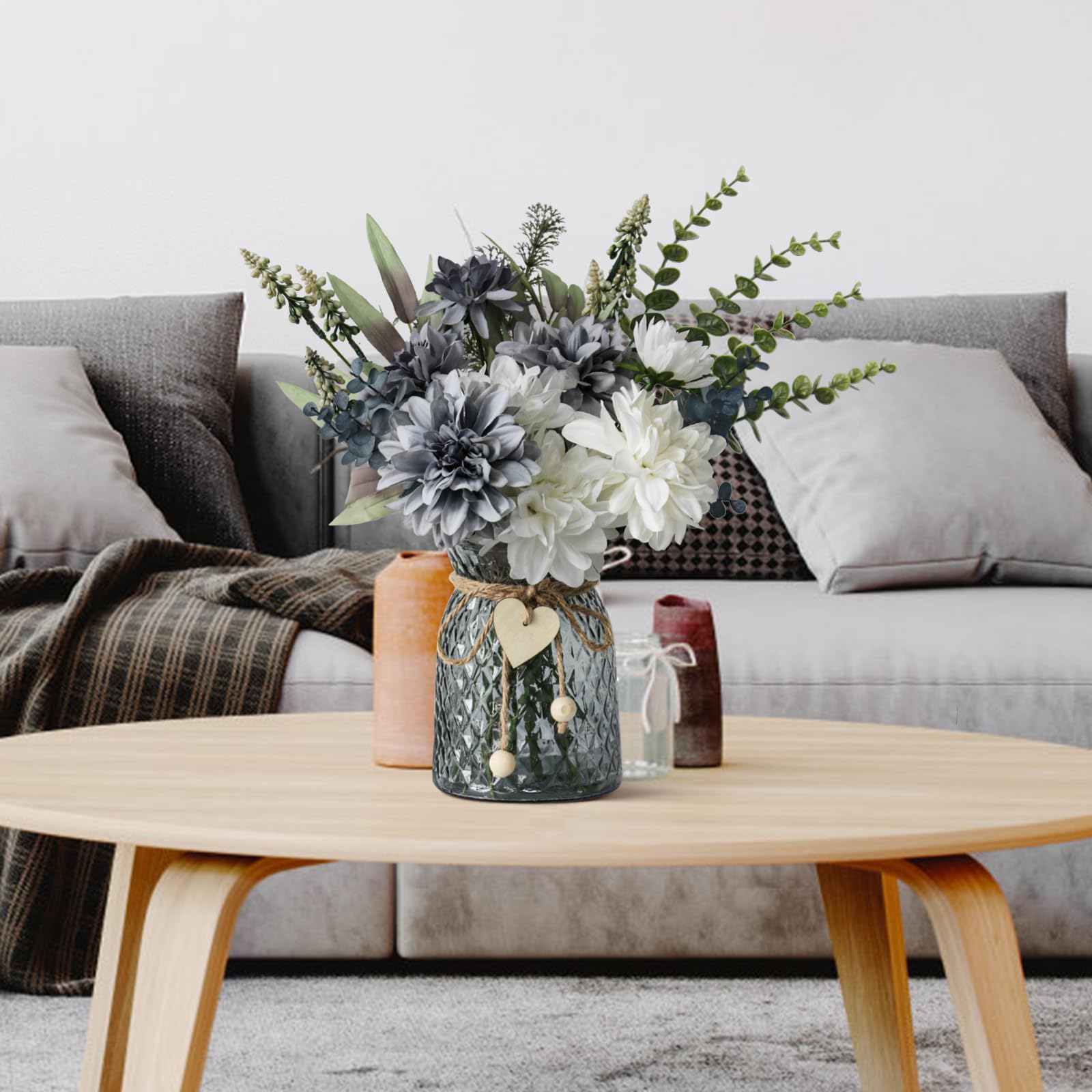 LEFTOVER vase en verre avec pendentif cœur ajoutant charme décoratif