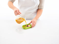 Lékué gros plan sur silicone platine montrant souplesse et sécurité