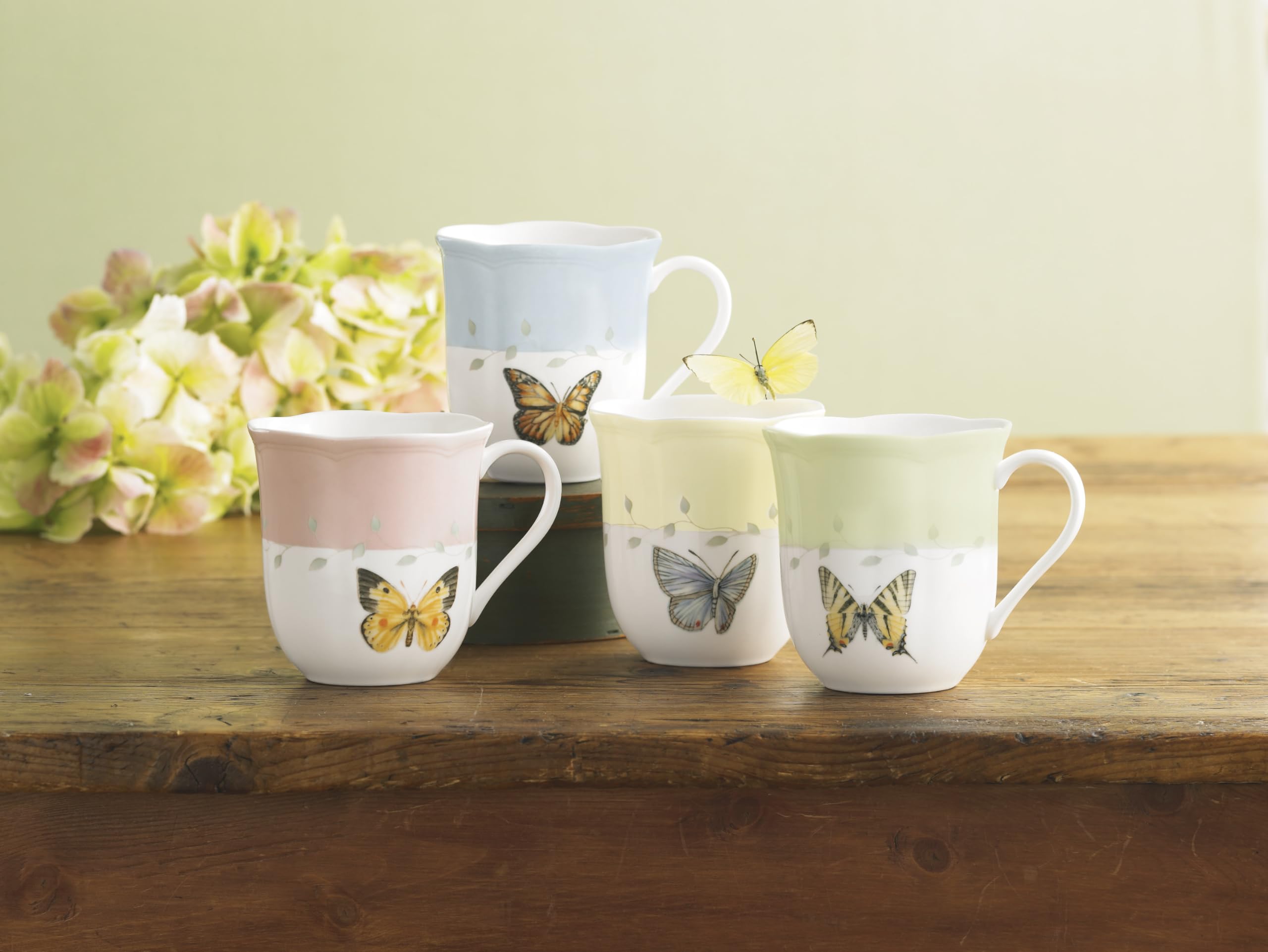 Lenox trois mugs présentés, coordination parfaite pour service assorti