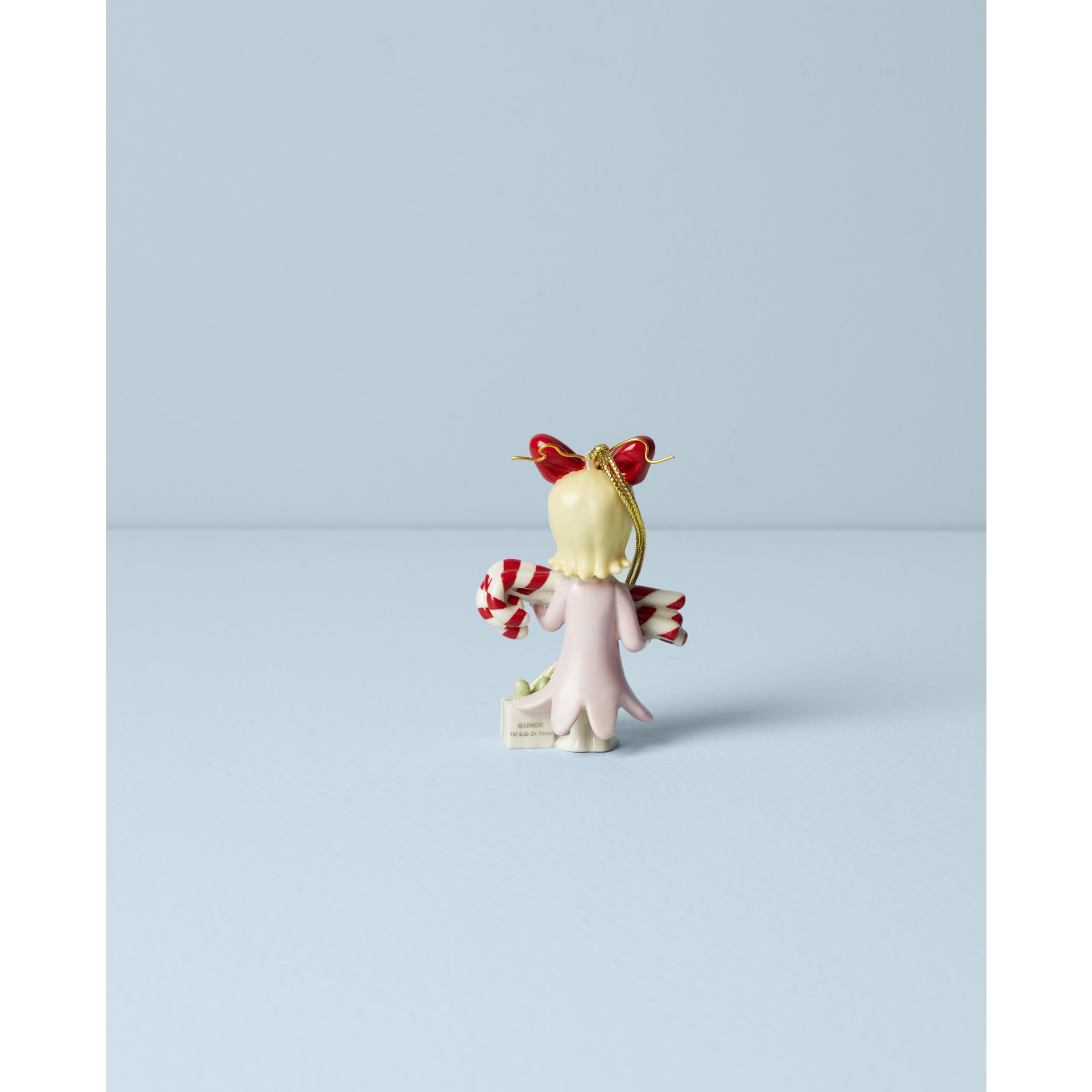 Lenox Cindy Lou Who suspendu au sapin montrant intégration décorative et éclat