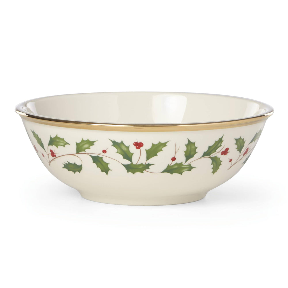 Lenox gros plan motif houx et baies offrant charme festif