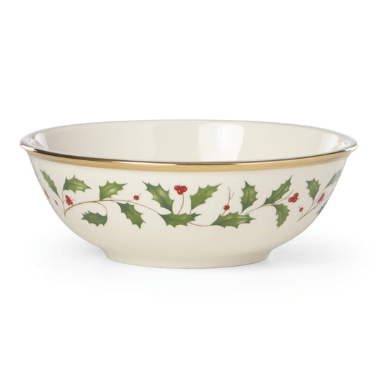 Lenox gros plan motif houx et baies offrant charme festif