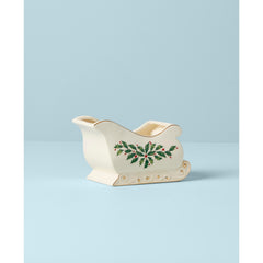 Coupelle Lenox Holiday Sleigh en situation sur une table de Noël, ajoute une touche festive