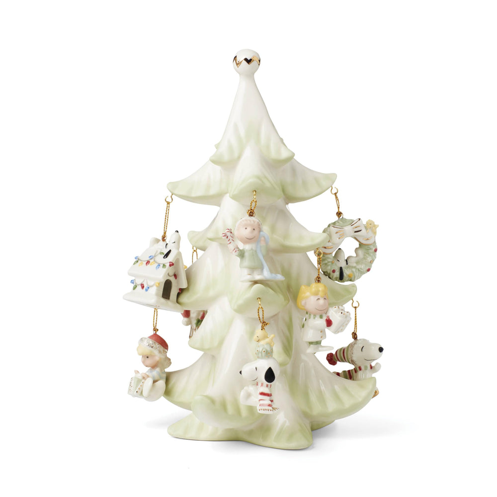 Lenox figurine Snoopy en porcelaine gros plan, finition soignée et festive