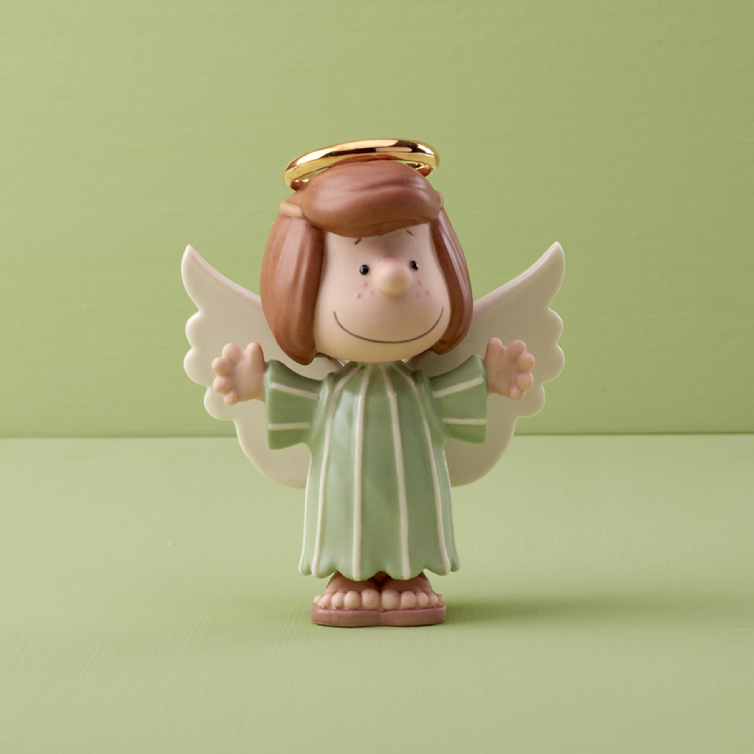 Lenox Peppermint Patty gros plan porcelaine peintures à la main pour détail raffiné