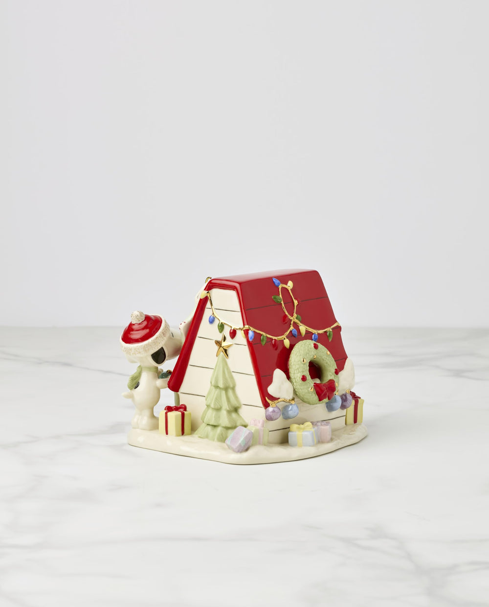 Lenox bas de Noël accrochés à la niche illustrant personnalisation décor