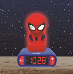 LEXiBOOK réveil Spider‑Man vue de profil sur la figurine avec illumination pratique