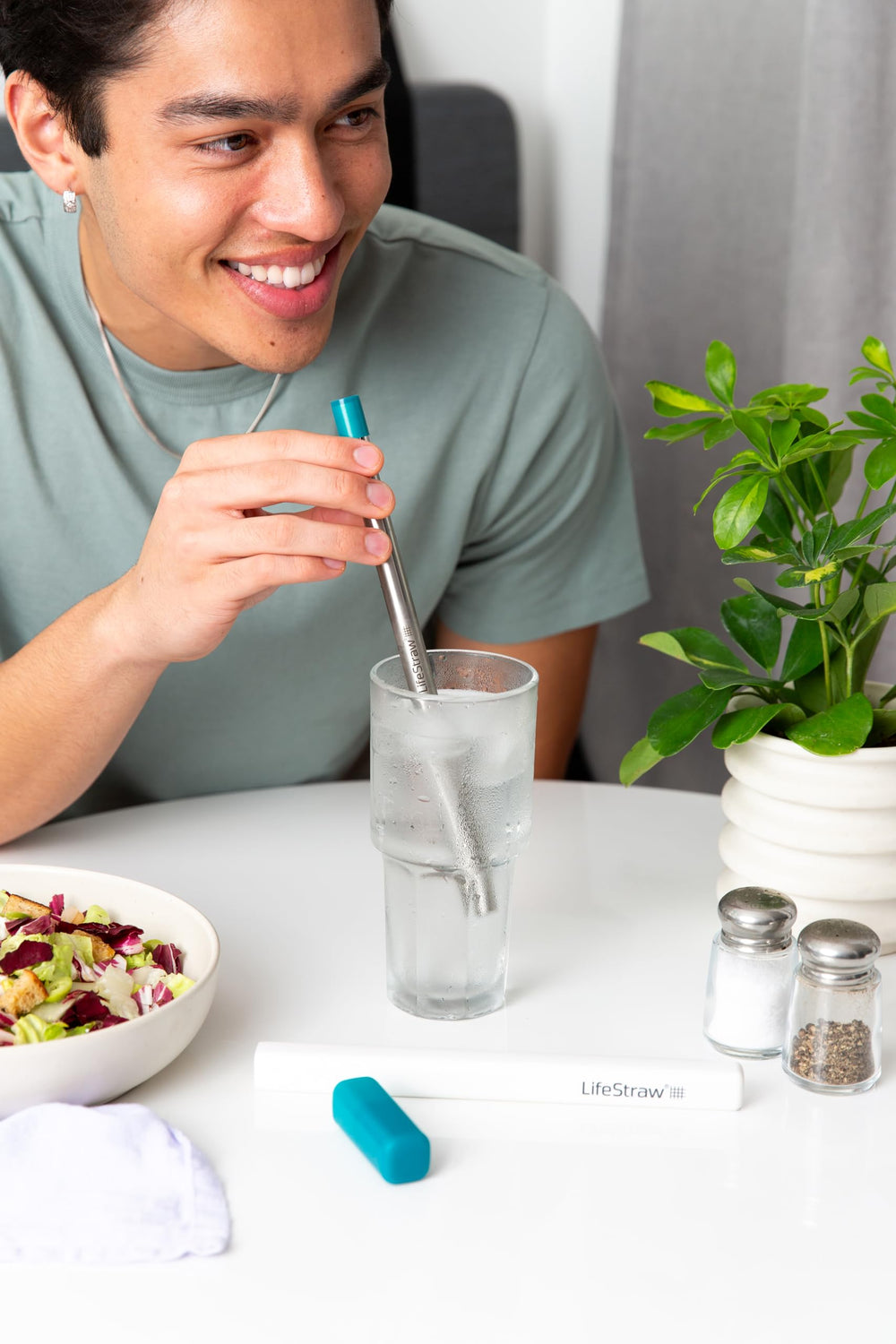 Vue de la membrane filtrante LifeStraw Sip illustrant filtration efficace