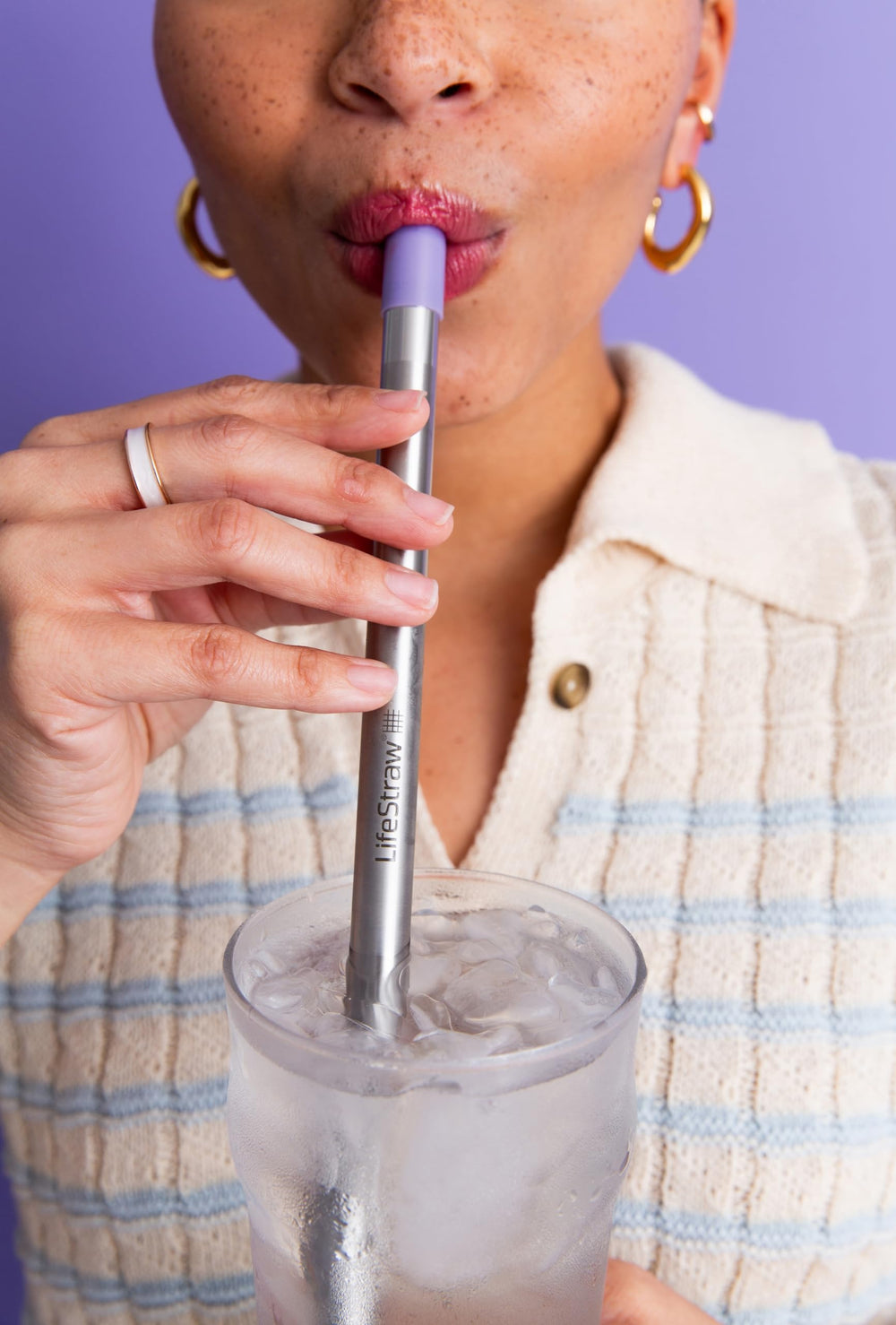 LifeStraw utilisé au restaurant pour boire au robinet en toute confiance